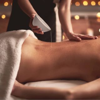 Masážní svíčka je ideální dárek pro každého! 🕯 Nyní v nabídce nová vůně French Caramel ♥ ➡ www.mycandle.cz